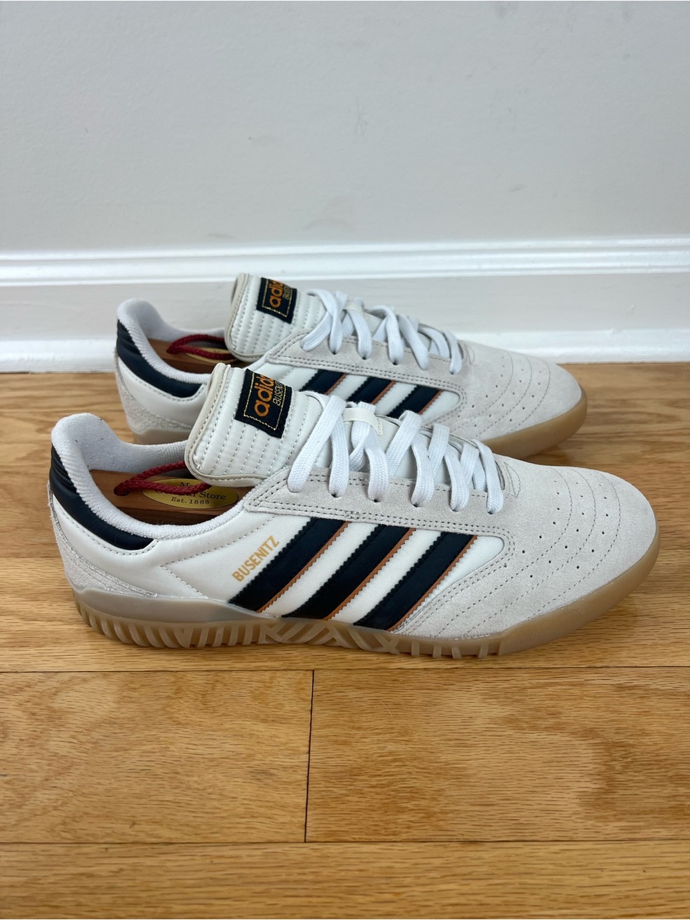adidas Busenitz Indoor Super Bliss Core Sneakers - Gum Bottoms Mens Size 8.5